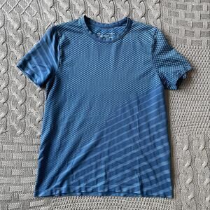 Under Armour Loose Fit Heat Gear ~ YL